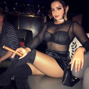 Ariel Winter Leaked Nude And Sexy Photos
