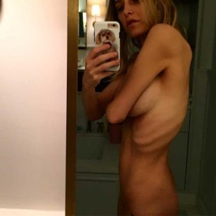 Jenny Mollen Leaked Nude And Very Skinny Selfie Photos