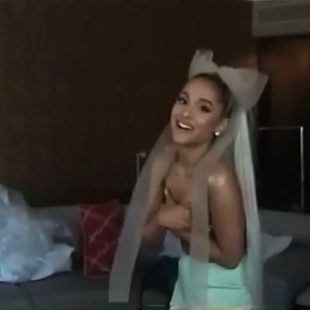 Ariana Grande Flashing Her Bare Tits Behind Scene