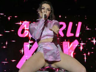 Charli XCX nude