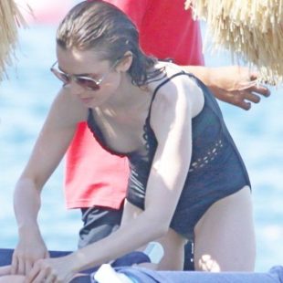 Lily Collins Paparazzi Oops Photos