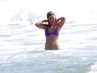 Ali Larter nude