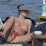 Bleona Qereti Flashing Her Tits And Pussy While Sunbathing On A Beach