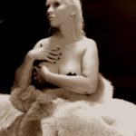 Christina Aguilera Topless And Sexy Pasties Pictures