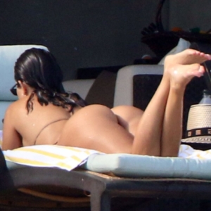 Kourtney Kardashian nude