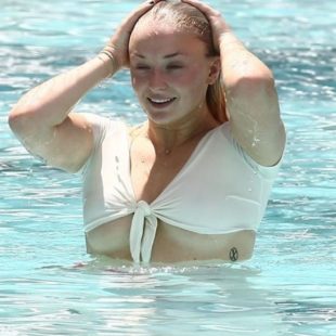 Sophie Turner Shows Under Boobs And Ass In Tight Red Bikini Panties