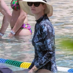 Charlize Theron Paparazzi Swimsuit Pictures