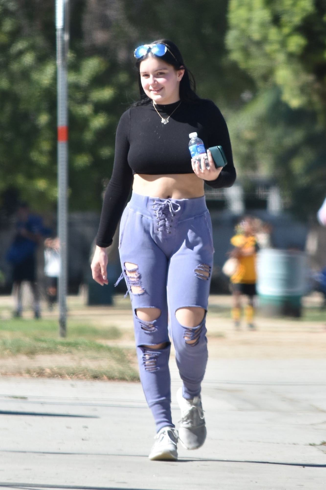 Leaked ariel winter paparazzi cameltoe and sexy shots