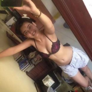 Akshara Haasan Leaked Lingerie And Sexy Photos