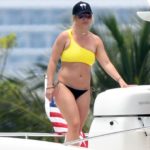 Britney Spears Paparazzi Bikini Yacht Photos