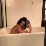 Kendall Jenner Naked Selfie Photos