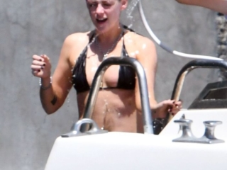 kristen-stewart-nude-thefappening.cc-11