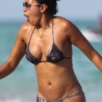 Julissa Bermudez Muscular Legs & Bikini Photos